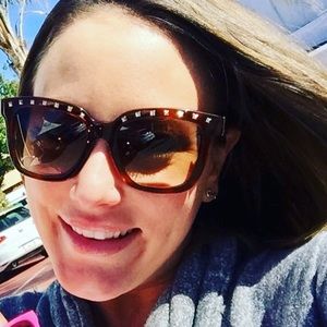 Meet your Posher, Alison